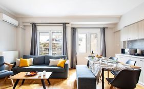 Aris123 By Smart Cozy Suites - Apartments In The Heart Of Athens - 5 Minutes From Metro - Available 24Hr